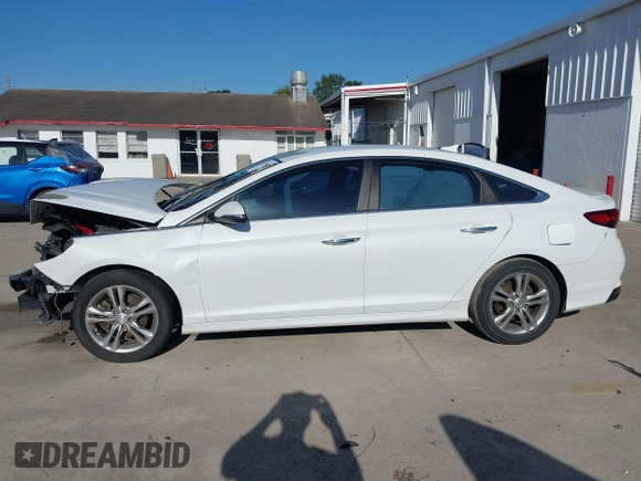 2018 Hyundai Sonata SEL with VIN 5NPE34AF1JH598725, listed as a IAAI auction lot 41988797 with 133,927 mi miles and . Bid and sale history available at carsss.com. Image 15.