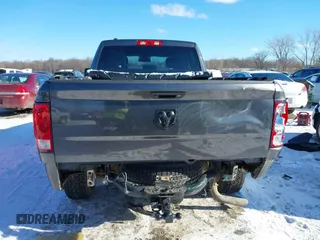 2018 Ram 1500 Express with VIN 1C6RR7FG4JS260831, listed as a IAAI auction lot 41294871 with 71,097 mi miles. Bid and sale history available at carsss.com. Image 17.