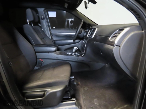 2018 Jeep Grand Cherokee Laredo E with VIN 1C4RJEAG0JC513620, listed as a Copart auction lot 48374375 with 67,654 mi miles and Clean Title. Bid and sale history available at carsss.com. Image 5.