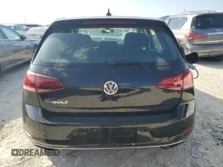 2019 Volkswagen Golf SE z VIN WVWKR7AU3KW918737, wystawiony jako Copart lot #44555225 z przebiegiem 44 435 mil mil oraz Czysty tytuł • Clean title. Historia ofert i sprzedaży dostępna na DreamBid. Obrazek 6.