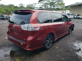 2016 Toyota Sienna SE with VIN 5TDXK3DC6GS737502, listed as a Copart auction lot 57361275 with 110,512 mi miles and Salvage title. Bid and sale history available at DreamBid. Image 3.
