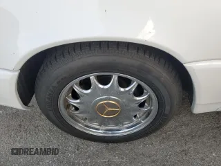 1997 Mercedes-Benz SL-Class with VIN WDBFA63F5VF143197, listed as a Copart auction lot 45003735 with 100,250 mi miles and Salvage Title. Bid and sale history available at carsss.com. Image 10.