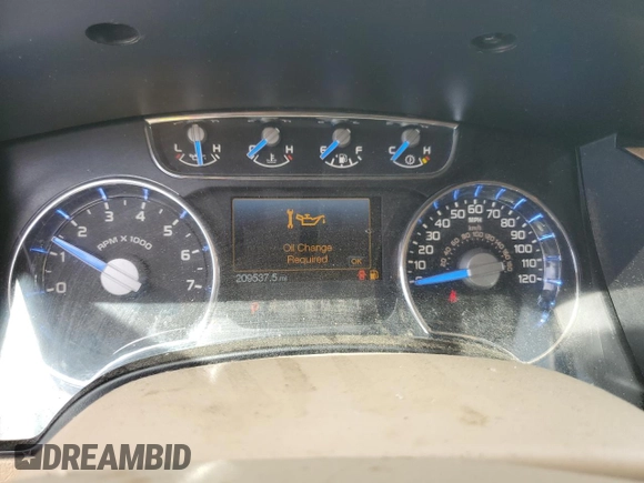 2014 Ford F-150 XL with VIN 1FTFW1ET2EKD01219, listed as a Copart auction lot 56361695 with 209,537 mi miles and Clean title. Bid and sale history available at DreamBid. Image 9.