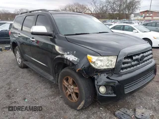 2008 Toyota Sequoia Ltd with VIN 5TDZY68A58S013562, listed as a IAAI auction lot 41514086 with 124,026 mi miles. Bid and sale history available at carsss.com. Image 1.