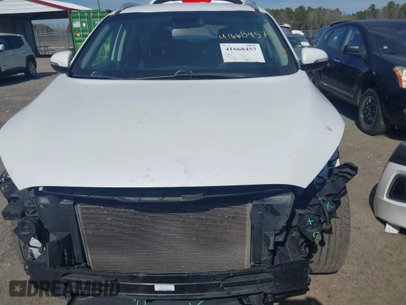 2018 Kia Sorento LX V6 with VIN 5XYPGDA57JG371874, listed as a IAAI auction lot 41668457 with 130,022 mi miles. Bid and sale history available at carsss.com. Image 13.