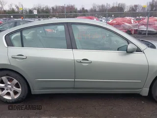 2008 Nissan Altima 2.5 SL with VIN 1N4AL21E68N489641, listed as a IAAI auction lot 41995516 with 164,600 mi miles. Bid and sale history available at carsss.com. Image 13.