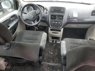 2015 Dodge Grand Caravan American Value with VIN 2C4RDGBG2FR635475, listed as a Copart auction lot 42033115 with 152,244 mi miles and Salvage Title. Bid and sale history available at DreamBid. Image 8.
