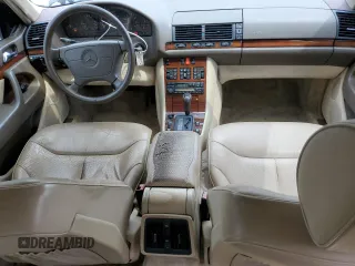 1995 Mercedes-Benz S 320 z VIN WDBGA32E1SA276690, wystawiony jako Copart lot #58950895 z przebiegiem 137 528 mil mil oraz Czysty tytuł • Clean title. Historia ofert i sprzedaży dostępna na DreamBid. Obrazek 8.