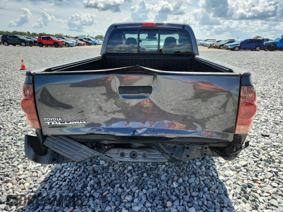 2015 Toyota Tacoma with VIN 5TFTX4CN6FX064308, listed as a Copart auction lot 61337815 with 87,209 mi miles and Salvage title. Bid and sale history available at DreamBid. Image 6.