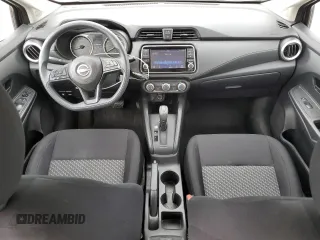 2023 Nissan Versa S z VIN 3N1CN8DV3PL838767, wystawiony jako Copart lot #51188295 z przebiegiem 16 268 mil mil oraz Szkoda całkowita • Salvage title. Historia ofert i sprzedaży dostępna na DreamBid. Obrazek 8.