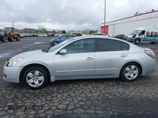 2008 Nissan Altima 2.5 SL with VIN 1N4AL21E08N496438, listed as a IAAI auction lot 41889506 with 230,730 mi miles. Bid and sale history available at carsss.com. Image 14.