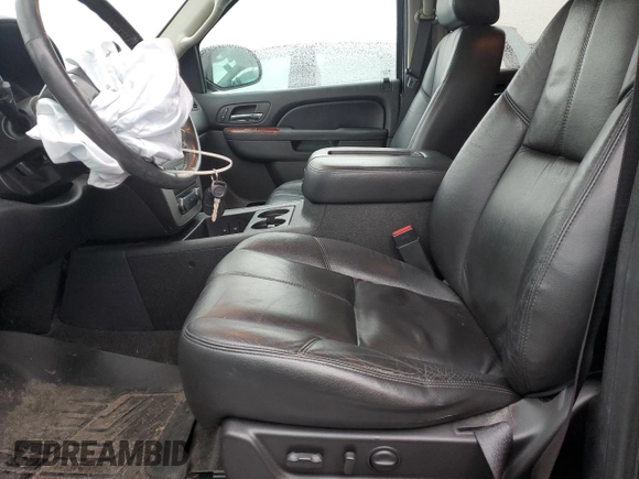 2012 GMC Yukon XL SLT with VIN 1GKS2KE73CR289965, listed as a Copart auction lot 85985984 with 138,742 mi miles and Salvage Title. Bid and sale history available at carsss.com. Image 7.