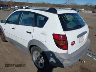 2006 Pontiac Vibe with VIN 5Y2SL65806Z408696, listed as a IAAI auction lot 41825647 with 160,000 mi miles. Bid and sale history available at carsss.com. Image 3.