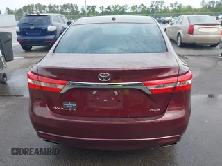 2014 Toyota Avalon Limited with VIN 4T1BK1EB3EU113035, listed as a IAAI auction lot 42040239 with 118,609 mi miles. Bid and sale history available at carsss.com. Image 15.