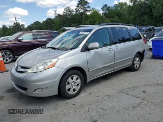 2008 Toyota Sienna XLE z VIN 5TDZK22C88S143842, wystawiony jako Copart lot #55020075 z przebiegiem 165 452 mil mil oraz Szkoda całkowita • Salvage title. Historia ofert i sprzedaży dostępna na DreamBid. Obrazek 1.