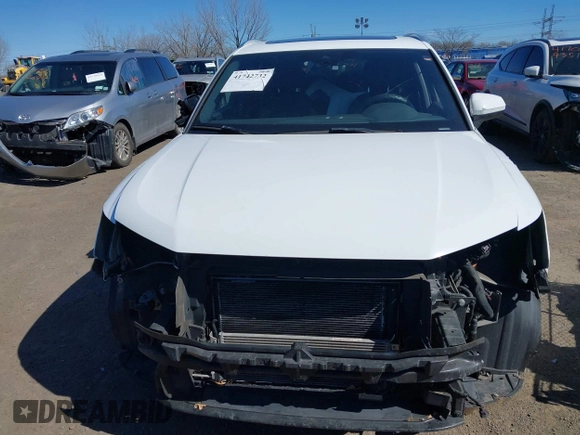 2019 Audi Q3 Premium with VIN WA1AECF37K1077089, listed as a IAAI auction lot 41742732 with 61,038 mi miles and . Bid and sale history available at DreamBid. Image 12.