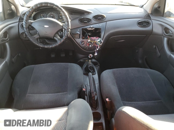 2000 Ford Focus LX with VIN 1FAFP33P8YW216936, listed as a Copart auction lot 83038404 with 120,298 mi miles and Salvage Title. Bid and sale history available at DreamBid. Image 8.