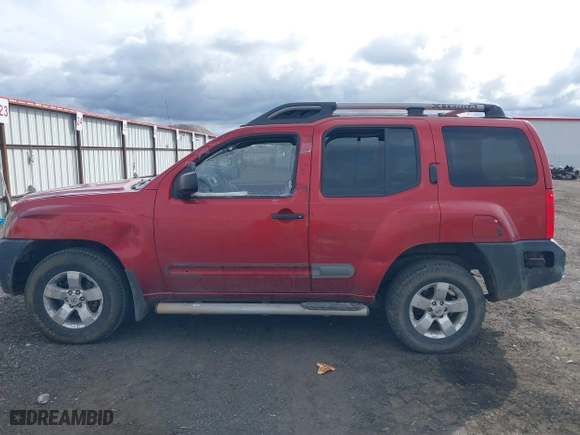 2011 Nissan Xterra Pro-4X with VIN 5N1AN0NW9BC500965, listed as a IAAI auction lot 41903878 with 255,144 mi miles. Bid and sale history available at carsss.com. Image 14.