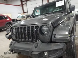 2020 Jeep Wrangler Unlimited Sahara with VIN 1C4HJXEN8LW293757, listed as a IAAI auction lot 41435340 with 28,385 mi miles. Bid and sale history available at carsss.com. Image 12.