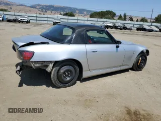 2002 Honda S2000 z VIN JHMAP11442T000235, wystawiony jako Copart lot #59429155 z przebiegiem 142 845 mil mil oraz Szkoda całkowita • Salvage title. Historia ofert i sprzedaży dostępna na DreamBid. Obrazek 3.
