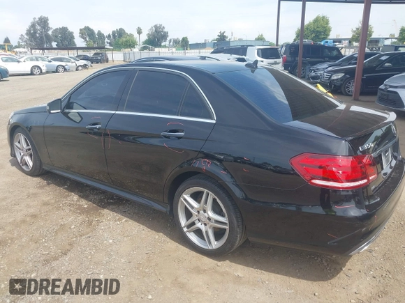 2014 Mercedes-Benz E 350 Sport with VIN WDDHF5KB4EA923005, listed as a IAAI auction lot 42141308 with 161,552 mi miles and . Bid and sale history available at DreamBid. Image 3.