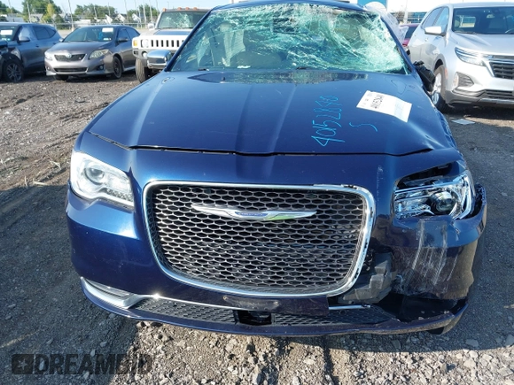 2016 Chrysler 300 with VIN 2C3CCAKG6GH152508, listed as a IAAI auction lot 40152840 with 94,646 mi miles. Bid and sale history available at carsss.com. Image 13.