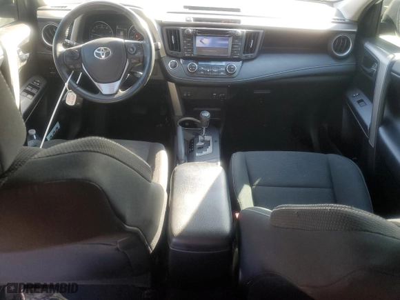 2018 Toyota RAV4 XLE with VIN 2T3WFREV4JW481238, listed as a Copart auction lot 43593035 with 78,028 mi miles and Salvage Title. Bid and sale history available at carsss.com. Image 8.