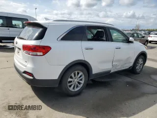 2016 Kia Sorento LX with VIN 5XYPG4A51GG020791, listed as a Copart auction lot 51502355 with 141,366 mi miles and Clean Title. Bid and sale history available at carsss.com. Image 3.