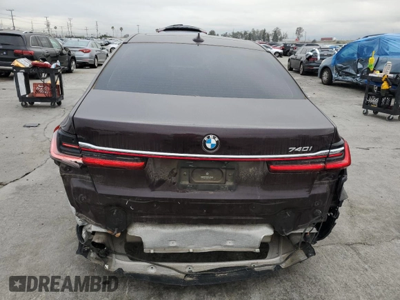 2020 BMW 7 Series 740i with VIN WBA7T2C04LCD14332, listed as a Copart auction lot 48348235 with 68,401 mi miles and Salvage title. Bid and sale history available at DreamBid. Image 6.