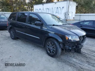 2015 Chrysler Town & Country S with VIN 2C4RC1HG5FR627653, listed as a Copart auction lot 87235414 with 103,684 mi miles and Salvage Title. Bid and sale history available at DreamBid. Image 4.