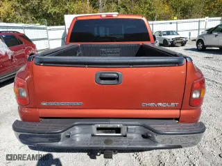 2001 Chevrolet Silverado 1500 LS with VIN 1GCEK14T71Z118666, listed as a Copart auction lot 75732974 with 218,402 mi miles and Salvage Title. Bid and sale history available at carsss.com. Image 6.