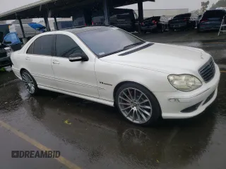 2004 Mercedes-Benz S 55 AMG with VIN WDBNG74J94A397588, listed as a Copart auction lot 85260014 with Not Provided miles and Clean Title. Bid and sale history available at DreamBid. Image 4.