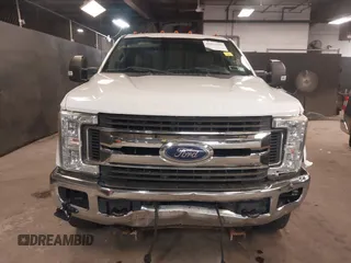 2017 Ford F-250 Lariat с VIN 1FT7W2B60HEB68486, выставлен на аукционе IAAI как лот 42423692 с пробегом 218 019 миль миль и . История ставок и продаж доступна на DreamBid. Изображение 12.
