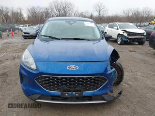 2022 Ford Escape SE with VIN 1FMCU9G69NUB89288, listed as a IAAI auction lot 41879715 with 40,737 mi miles and . Bid and sale history available at carsss.com. Image 12.