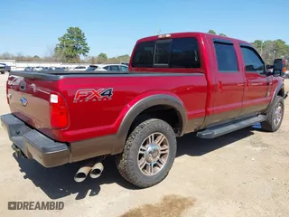2015 Ford Super Duty F-250 SRW Lariat with VIN 1FT7W2BT5FED40059, listed as a IAAI auction lot 41762002 with 117,036 mi miles. Bid and sale history available at carsss.com. Image 4.
