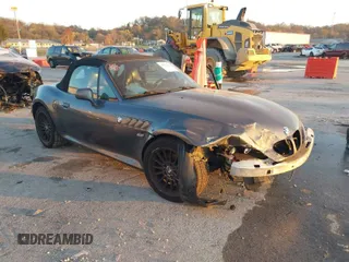 2001 BMW Z3 3.0 z VIN WBACN53491LL47379, wystawiony jako IAAI lot #40872263 z przebiegiem Nie podano mil oraz . Historia ofert i sprzedaży dostępna na DreamBid. Obrazek 1.