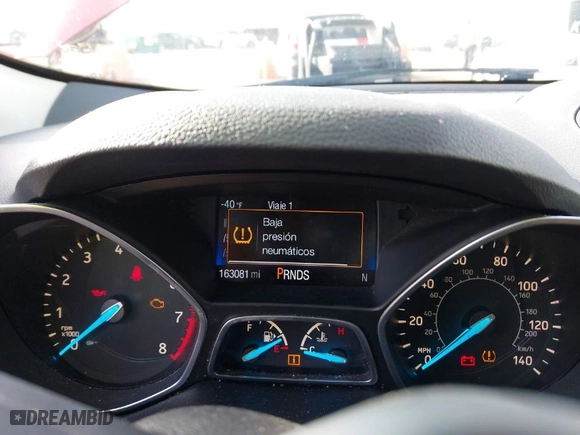 2017 Ford Escape SE with VIN 1FMCU0GD5HUB46016, listed as a IAAI auction lot 41776549 with 163,081 mi miles. Bid and sale history available at carsss.com. Image 7.
