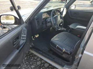 2000 Jeep Cherokee Police with VIN 1J4FF48S5YL195314, listed as a Copart auction lot 81909784 with 95,694 mi miles and Salvage Title. Bid and sale history available at carsss.com. Image 8.