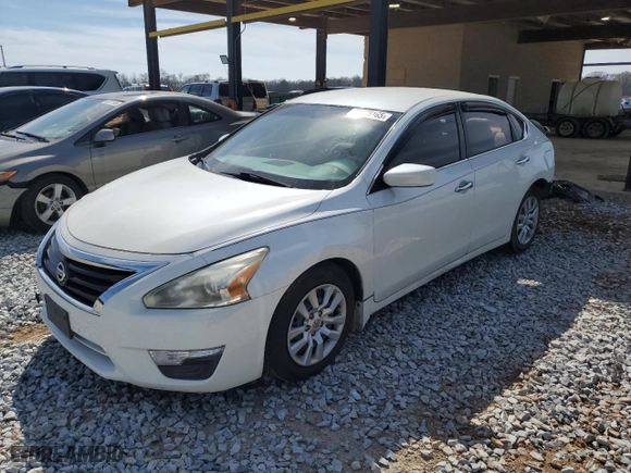 2015 Nissan Altima 2.5 S with VIN 1N4AL3AP8FN354469, listed as a Copart auction lot 49505165 with 109,510 mi miles and Salvage Title. Bid and sale history available at carsss.com. Image 1.