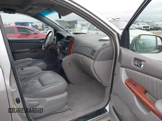 2004 Toyota Sienna XLE with VIN 5TDZA22CX4S072592, listed as a IAAI auction lot 41558873 with 267,785 mi miles and . Bid and sale history available at DreamBid. Image 5.