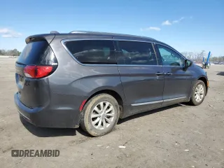 2018 Chrysler Pacifica Touring L z VIN 2C4RC1BGXJR142653, wystawiony jako Copart lot #50708575 z przebiegiem 136 816 mil mil oraz Szkody całkowita. Historia ofert i sprzedaży dostępna na DreamBid. Obrazek 3.