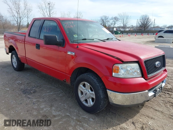 2004 Ford F-150 STX with VIN 1FTRX12W94NB21161, listed as a IAAI auction lot 41770687 with 213,454 mi miles. Bid and sale history available at carsss.com. Image 1.