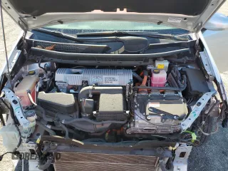 2014 Toyota Prius Two with VIN JTDZN3EU0E3330216, listed as a Copart auction lot 62944005 with 125,274 mi miles and Salvage title. Bid and sale history available at DreamBid. Image 11.