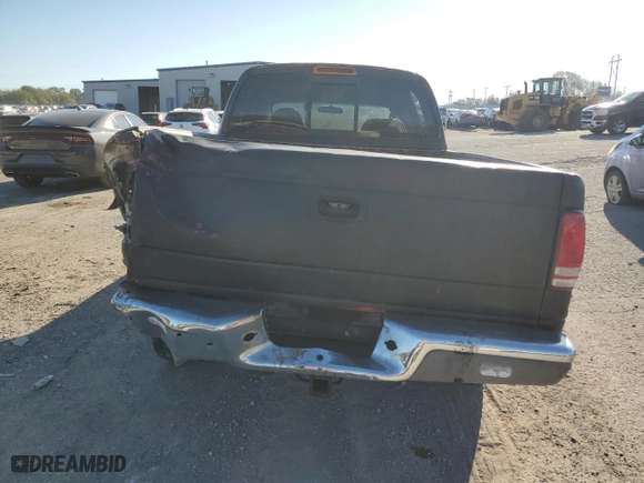 2001 Dodge Dakota Sport with VIN 1B7GL2AZ11S102511, listed as a Copart auction lot 73151804 with 261,204 mi miles and Salvage Title. Bid and sale history available at carsss.com. Image 6.