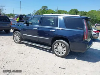 2017 Cadillac Escalade Platinum with VIN 1GYS4DKJ2HR232434, listed as a IAAI auction lot 41870447 with 89,003 mi miles. Bid and sale history available at carsss.com. Image 3.