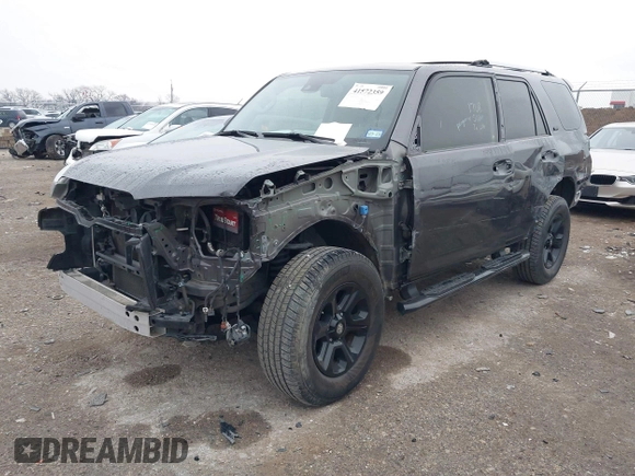 2020 Toyota 4Runner SR5 with VIN JTEBU5JR2L5779671, listed as a IAAI auction lot 41572359 with 87,458 mi miles and . Bid and sale history available at DreamBid. Image 17.