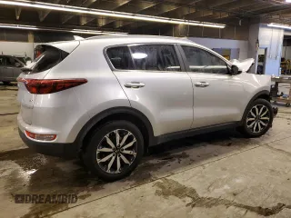 2018 Kia Sportage EX with VIN KNDPN3AC6J7324394, listed as a Copart auction lot 45416665 with 82,494 mi miles and Salvage Title. Bid and sale history available at DreamBid. Image 3.