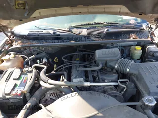 2000 Jeep Grand Cherokee Laredo z VIN 1J4GW48S8YC244168, wystawiony jako IAAI lot #41907447 z przebiegiem 243 154 mil mil oraz . Historia ofert i sprzedaży dostępna na DreamBid. Obrazek 10.