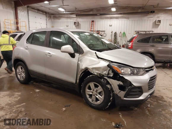 2019 Chevrolet Trax LS with VIN 3GNCJKSB7KL273602, listed as a IAAI auction lot 41391193 with 50,280 mi miles. Bid and sale history available at carsss.com. Image 1.