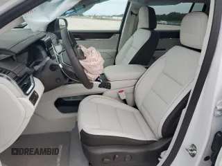 2024 GMC Acadia FWD Denali z VIN 1GKENLKS0RJ221469, wystawiony jako Copart lot #78418114 z przebiegiem 1310 mil mil oraz Szkoda całkowita • Salvage title. Historia ofert i sprzedaży dostępna na DreamBid. Obrazek 7.